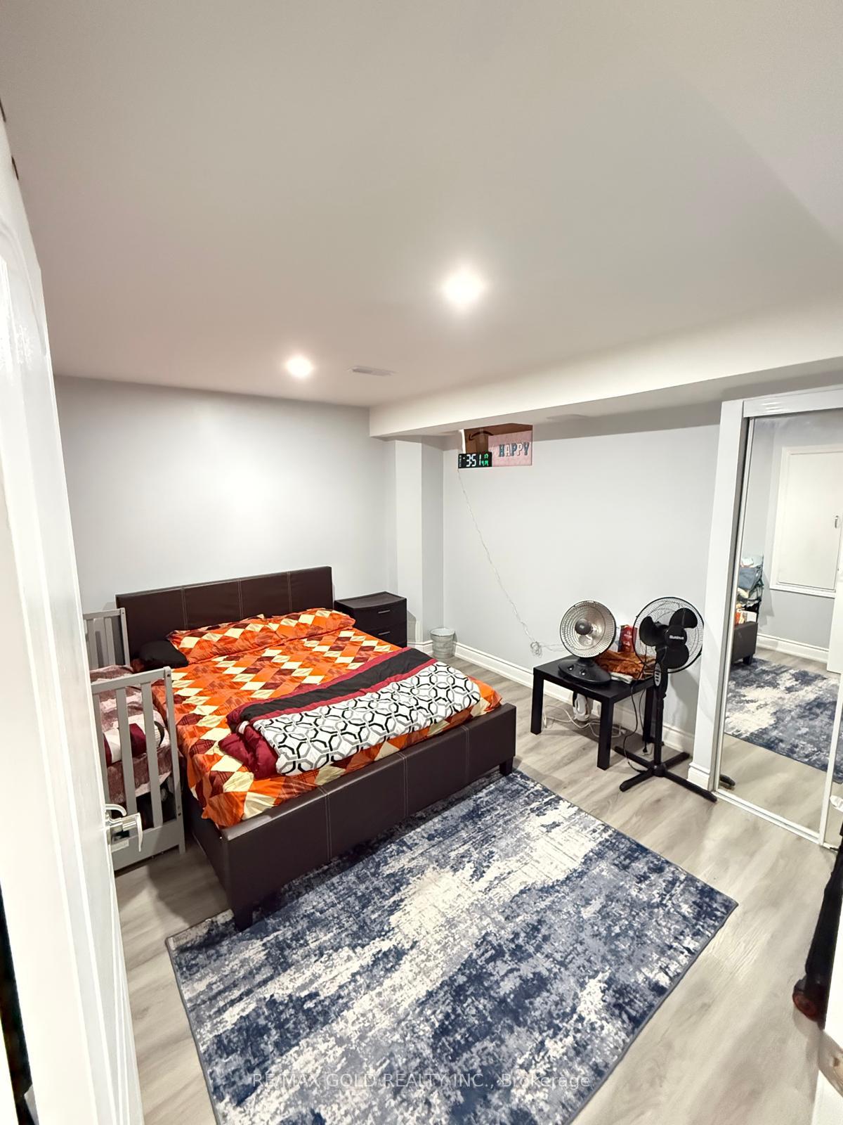 Photo 25 of 43 Queenpost Drive, Brampton, Credit Valley — HOMEH