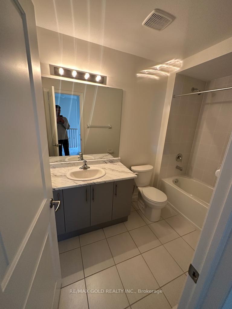 Photo 43 of 43 Queenpost Drive, Brampton, Credit Valley — HOMEH
