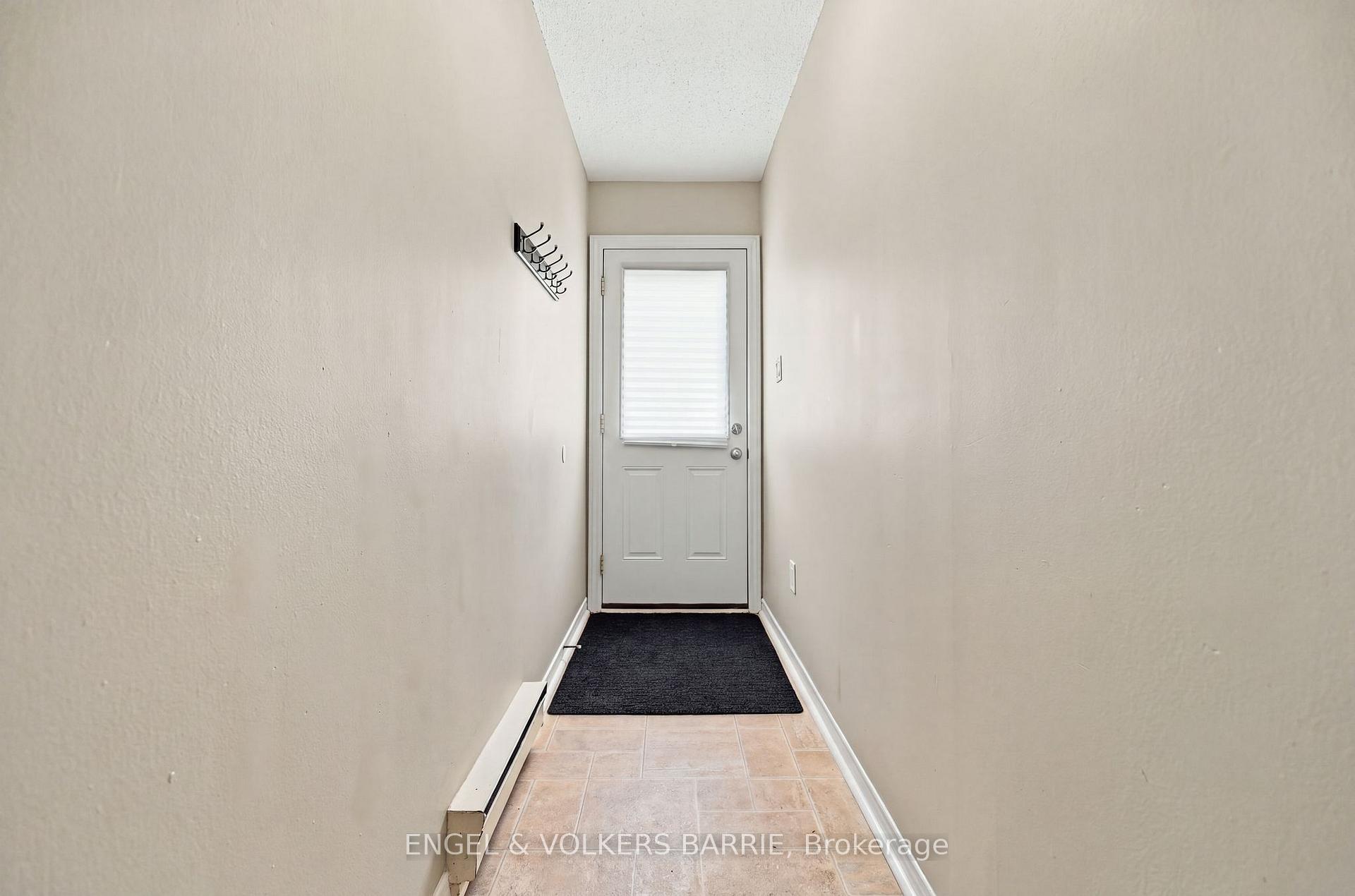 Photo 3 of Unit 38, 506 Essa Road, Barrie, Holly — HOMEH