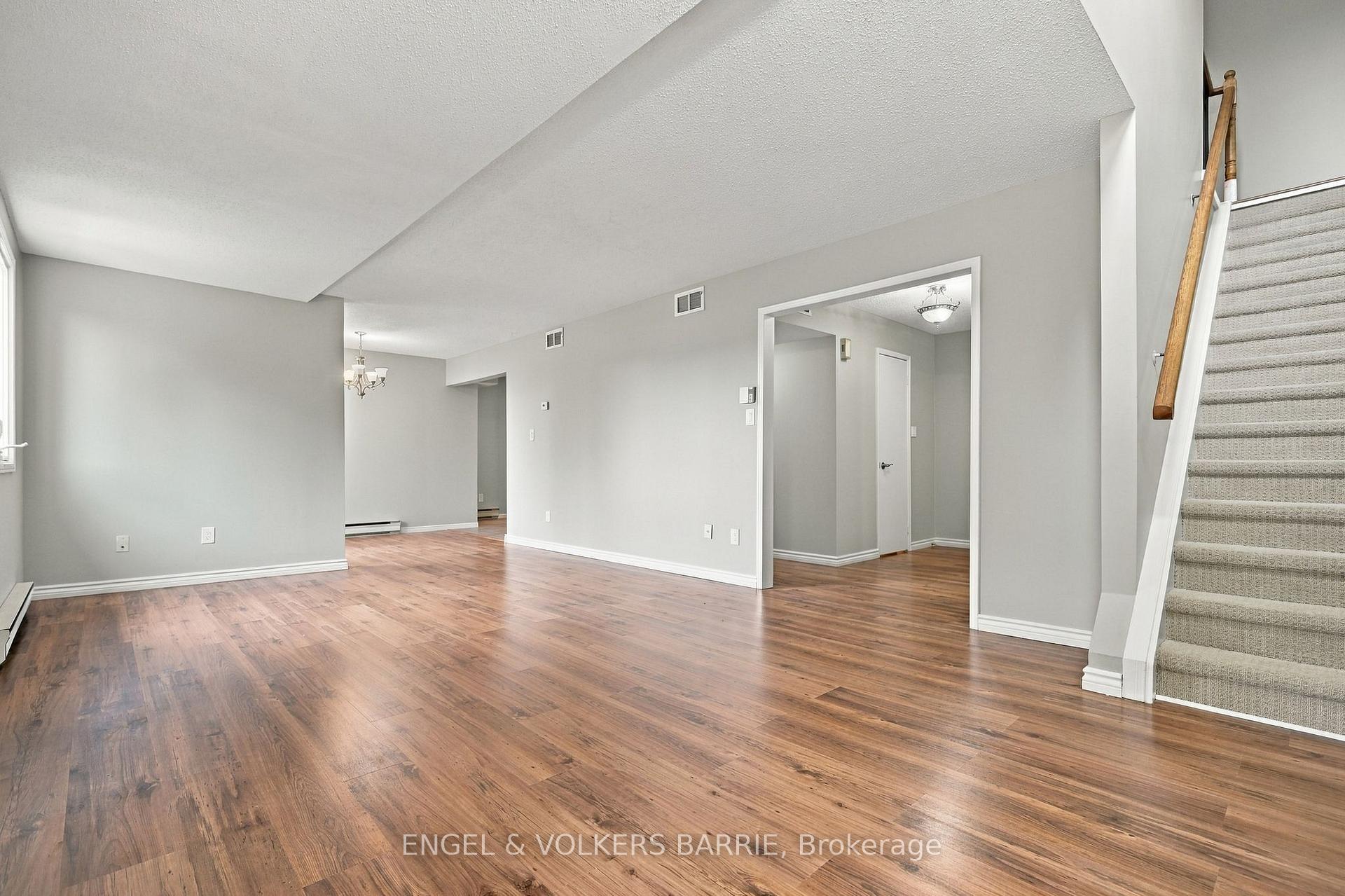 Photo 9 of Unit 38, 506 Essa Road, Barrie, Holly — HOMEH
