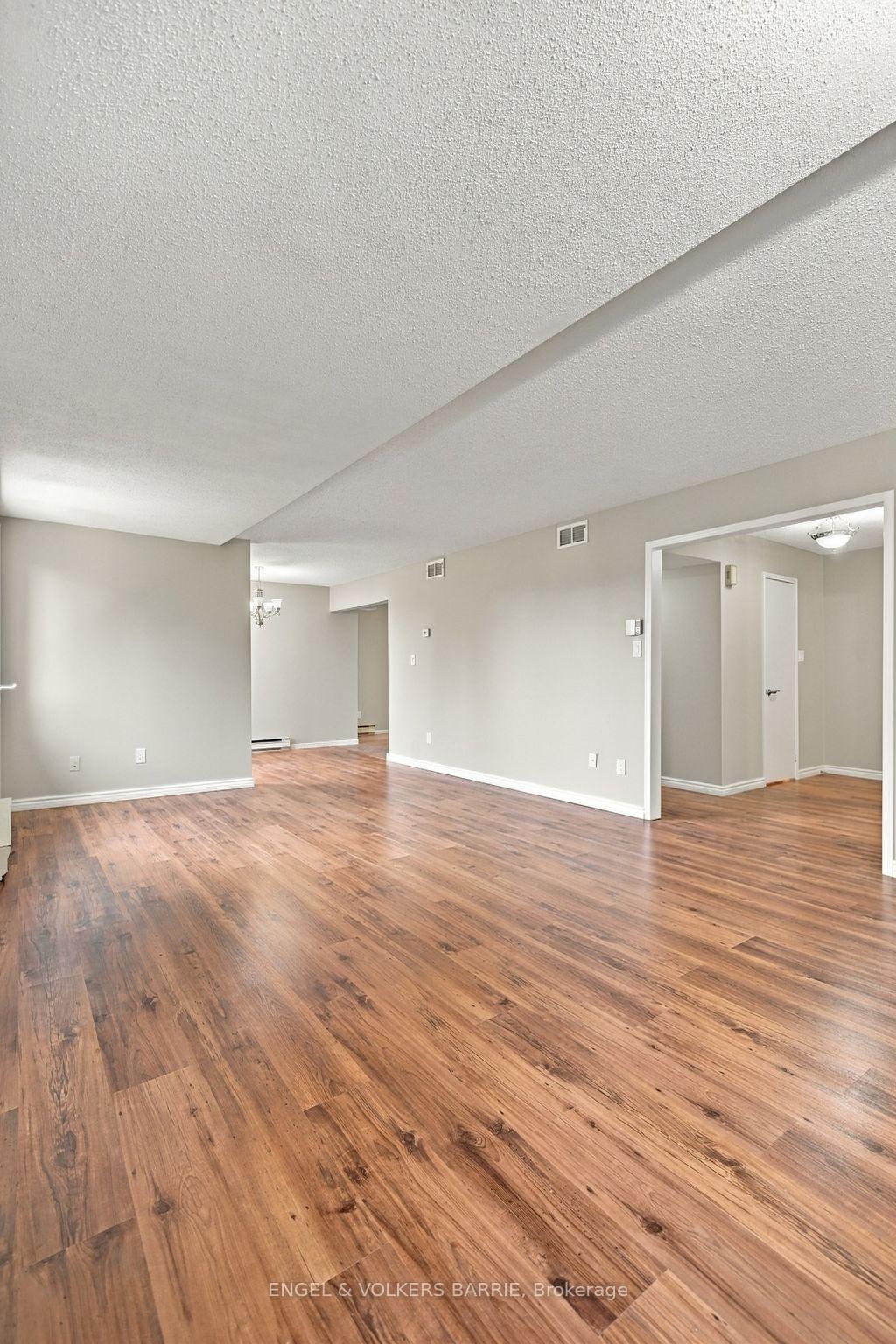 Photo 10 of Unit 38, 506 Essa Road, Barrie, Holly — HOMEH