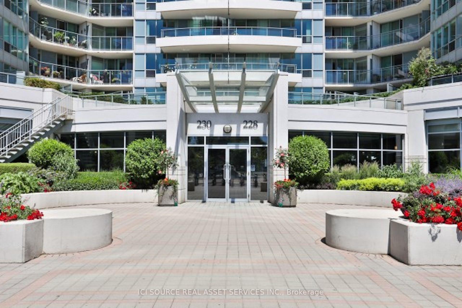 Photo 2 of Unit 2019, 230 Queens Quay W, Toronto, Waterfront Communities — HOMEH