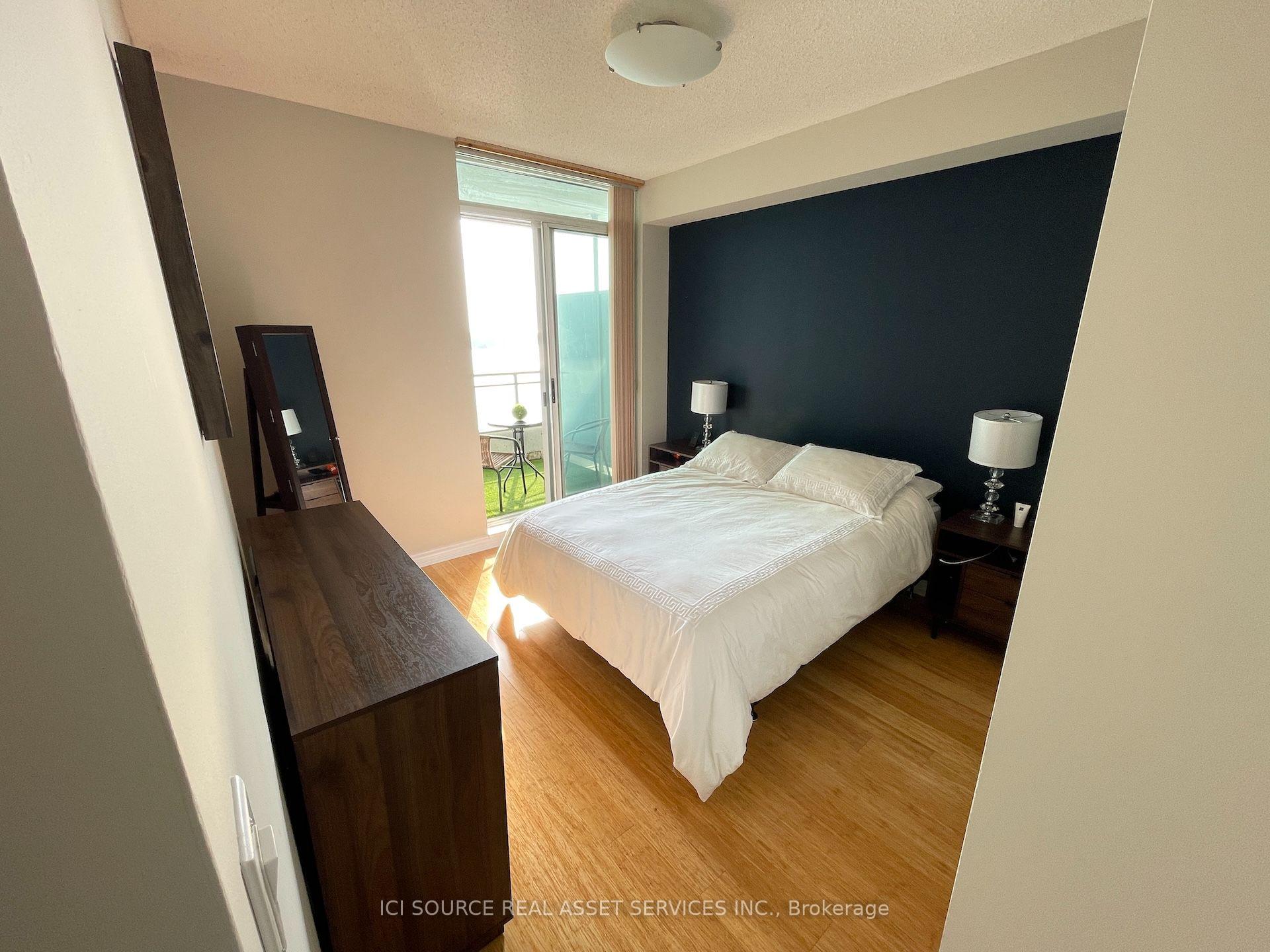 Photo 7 of Unit 2019, 230 Queens Quay W, Toronto, Waterfront Communities — HOMEH
