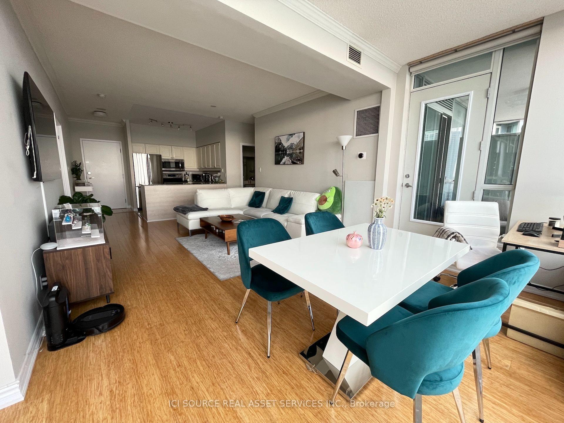 Photo 21 of Unit 2019, 230 Queens Quay W, Toronto, Waterfront Communities — HOMEH