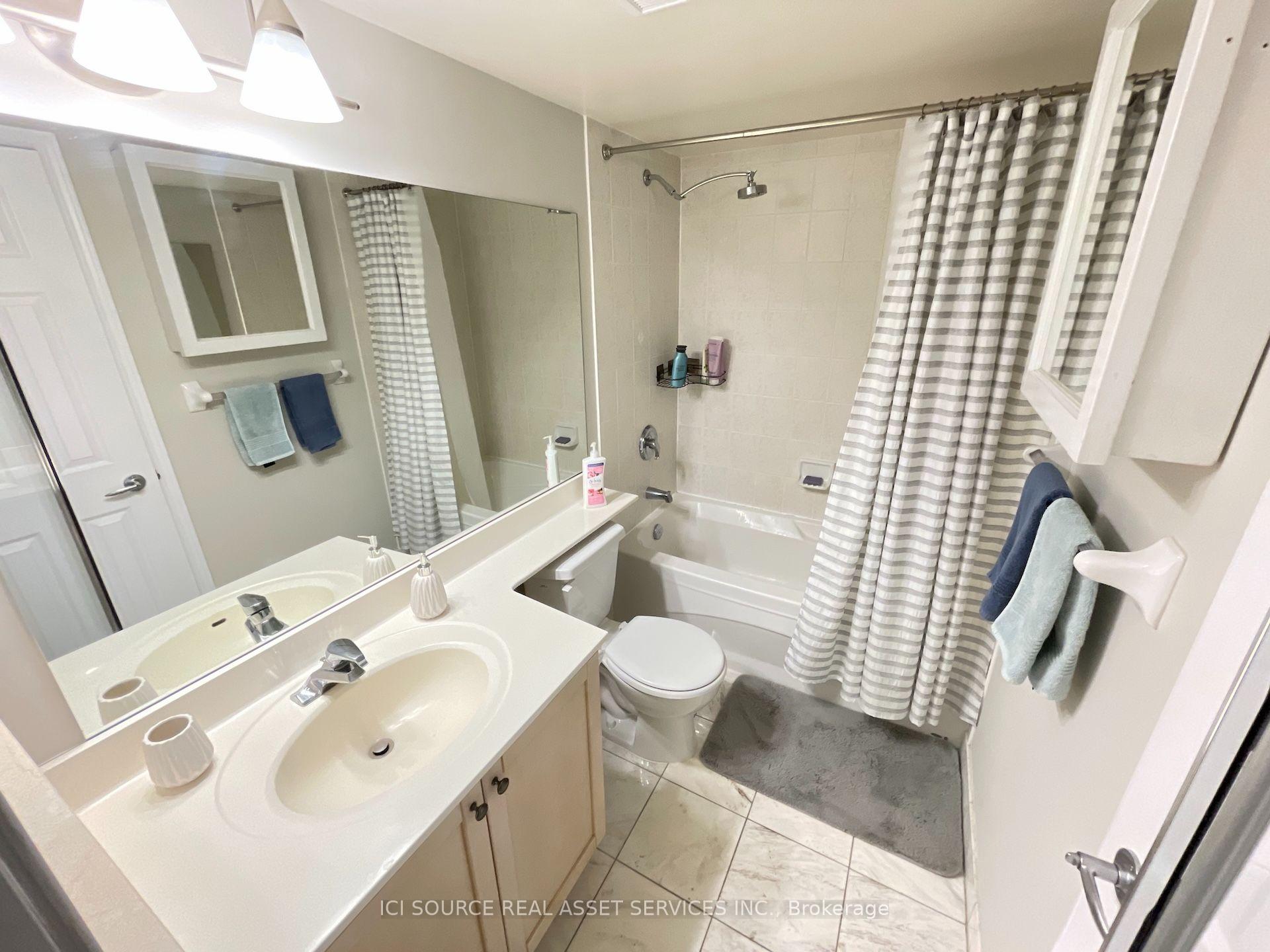Photo 26 of Unit 2019, 230 Queens Quay W, Toronto, Waterfront Communities — HOMEH