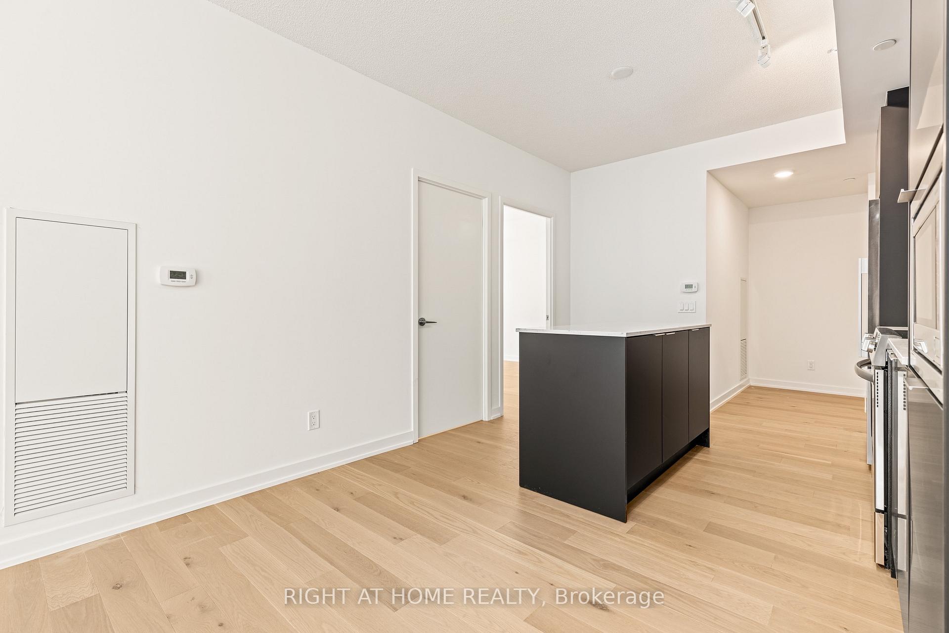 Photo 7 of Unit 315, 25 richmond Street E, Toronto, Church-Yonge Corridor — HOMEH