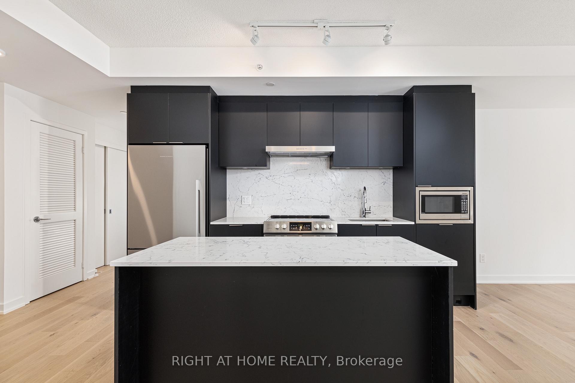 Photo 12 of Unit 315, 25 richmond Street E, Toronto, Church-Yonge Corridor — HOMEH