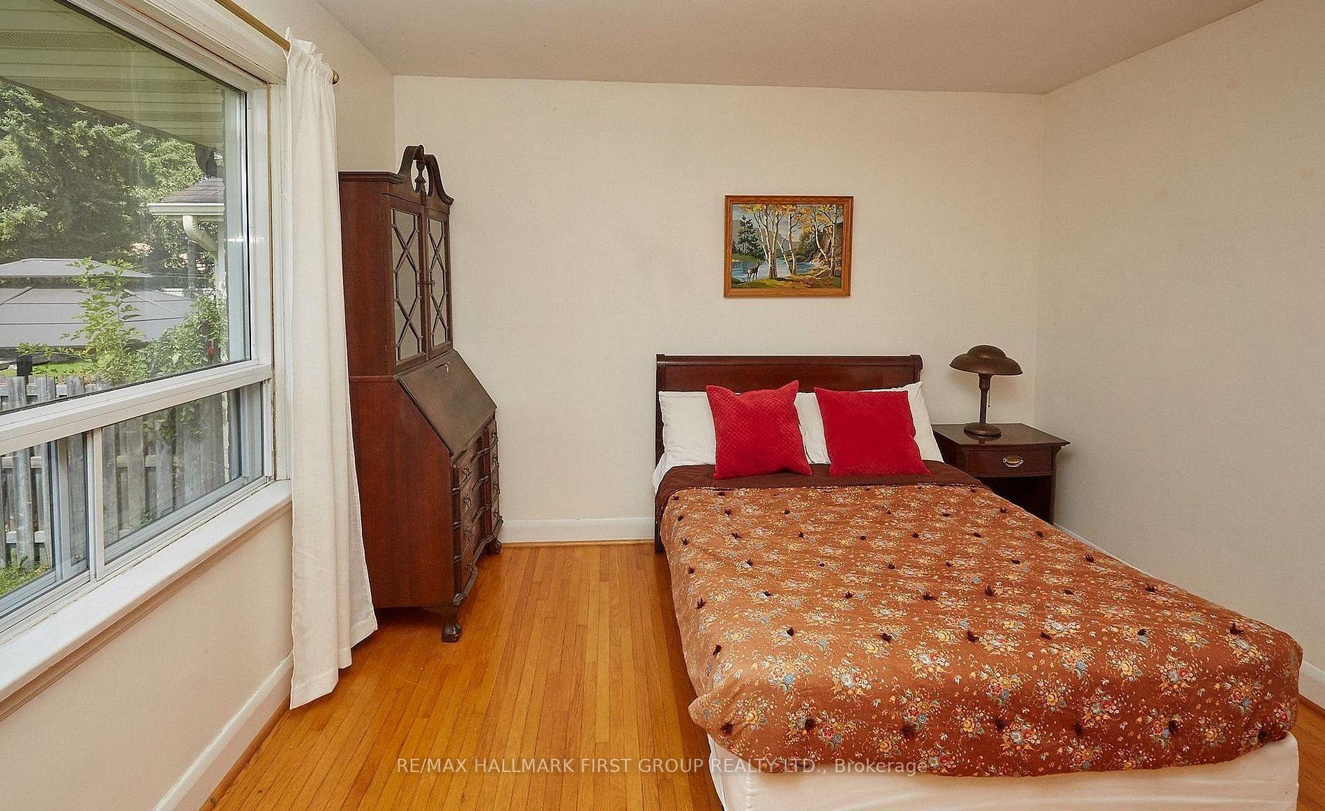 Photo 11 of 212 Hallett Avenue, Whitby, Lynde Creek — HOMEH