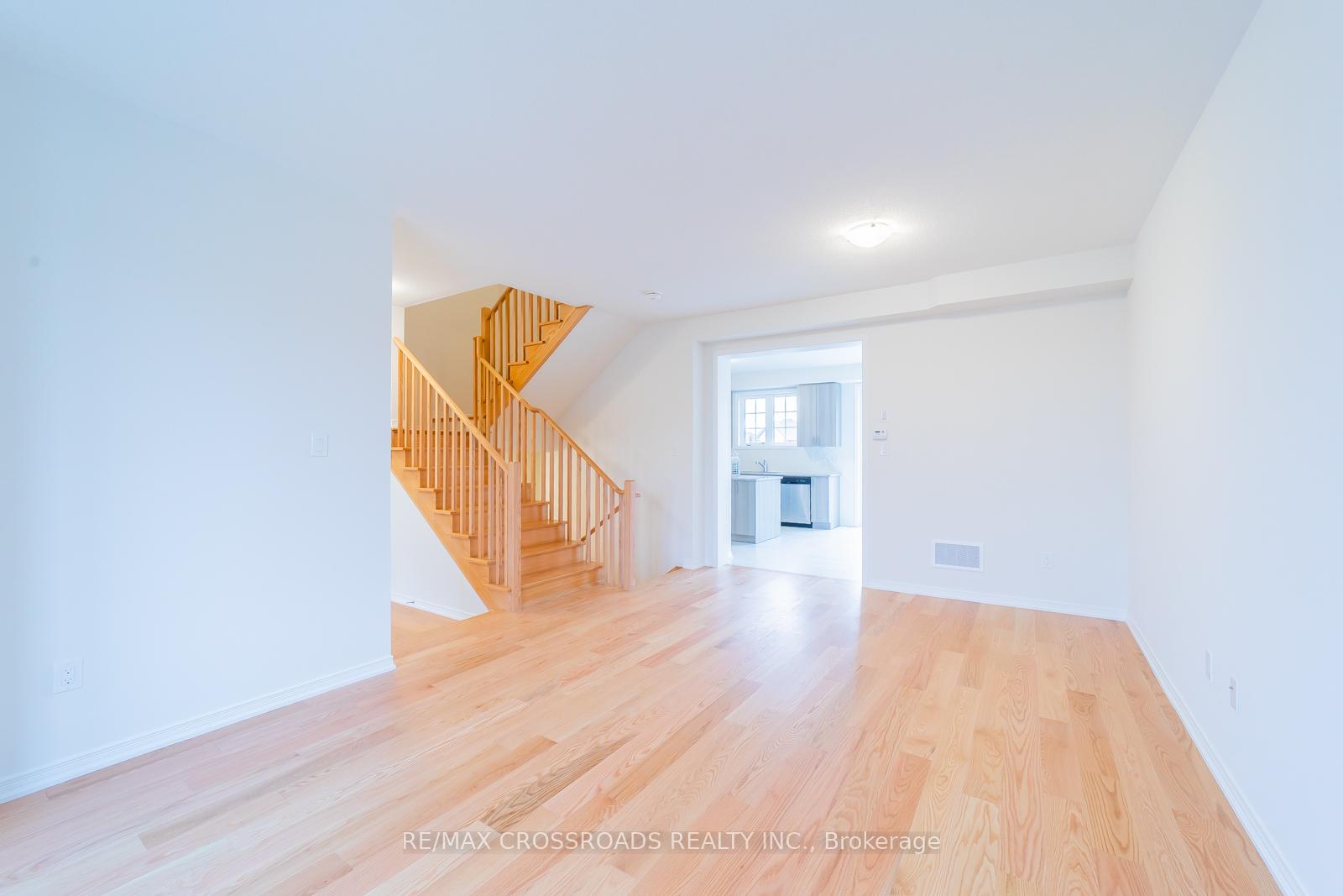 Photo 9 of 332 Coronation Road, Whitby, Rural Whitby — HOMEH