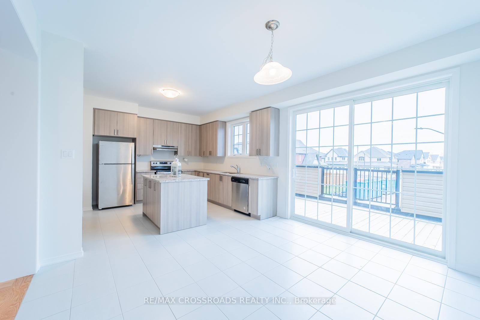 Photo 10 of 332 Coronation Road, Whitby, Rural Whitby — HOMEH