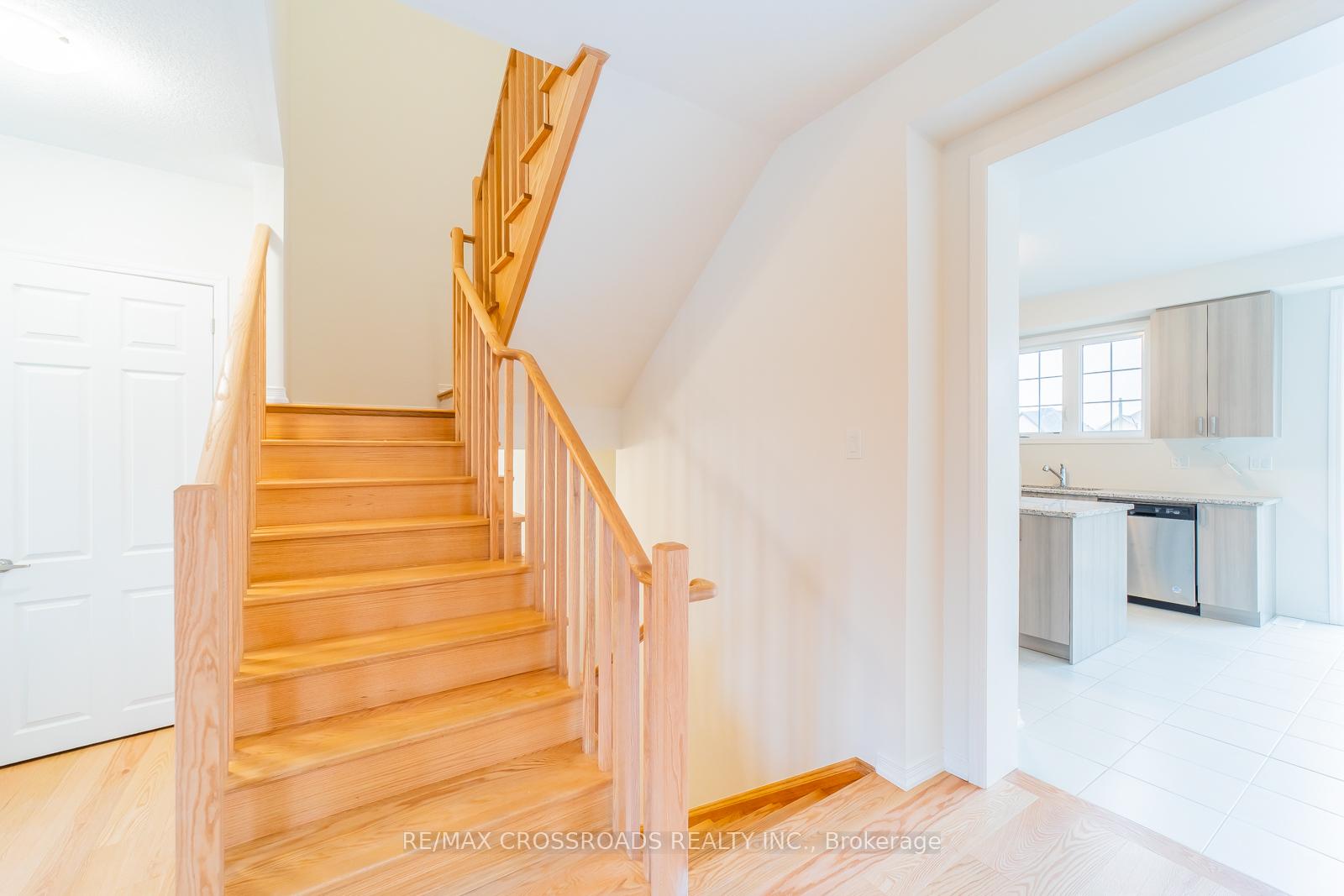 Photo 15 of 332 Coronation Road, Whitby, Rural Whitby — HOMEH