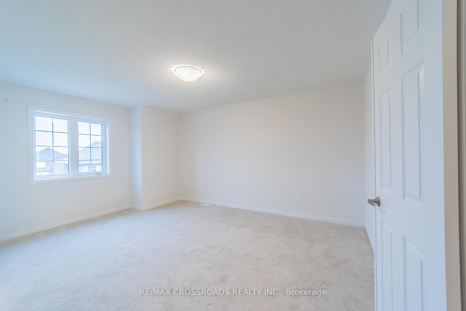 Photo 17 of 332 Coronation Road, Whitby, Rural Whitby — HOMEH