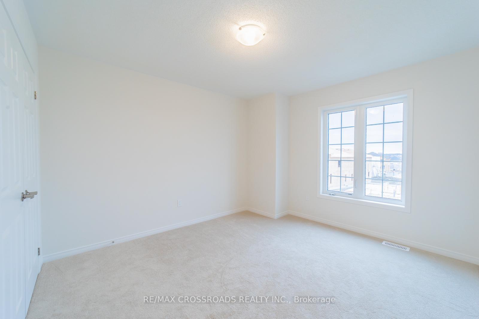 Photo 23 of 332 Coronation Road, Whitby, Rural Whitby — HOMEH