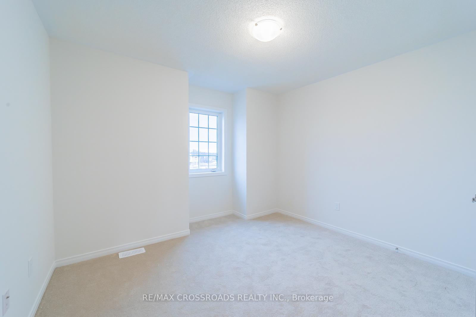 Photo 24 of 332 Coronation Road, Whitby, Rural Whitby — HOMEH