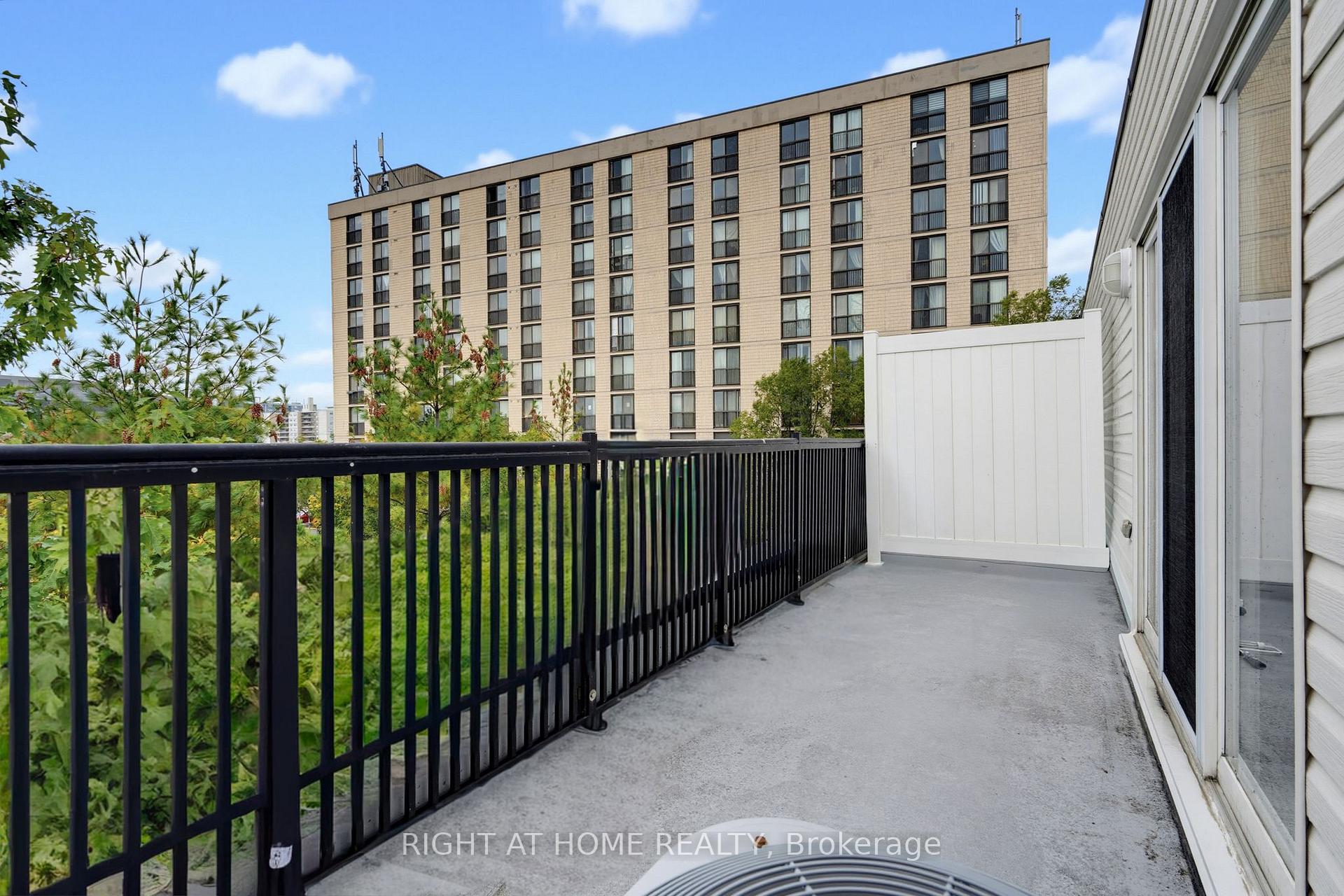 Photo 20 of Unit 2095, 55 George Appleton Way, North York, Downsview-Roding-CFB — HOMEH