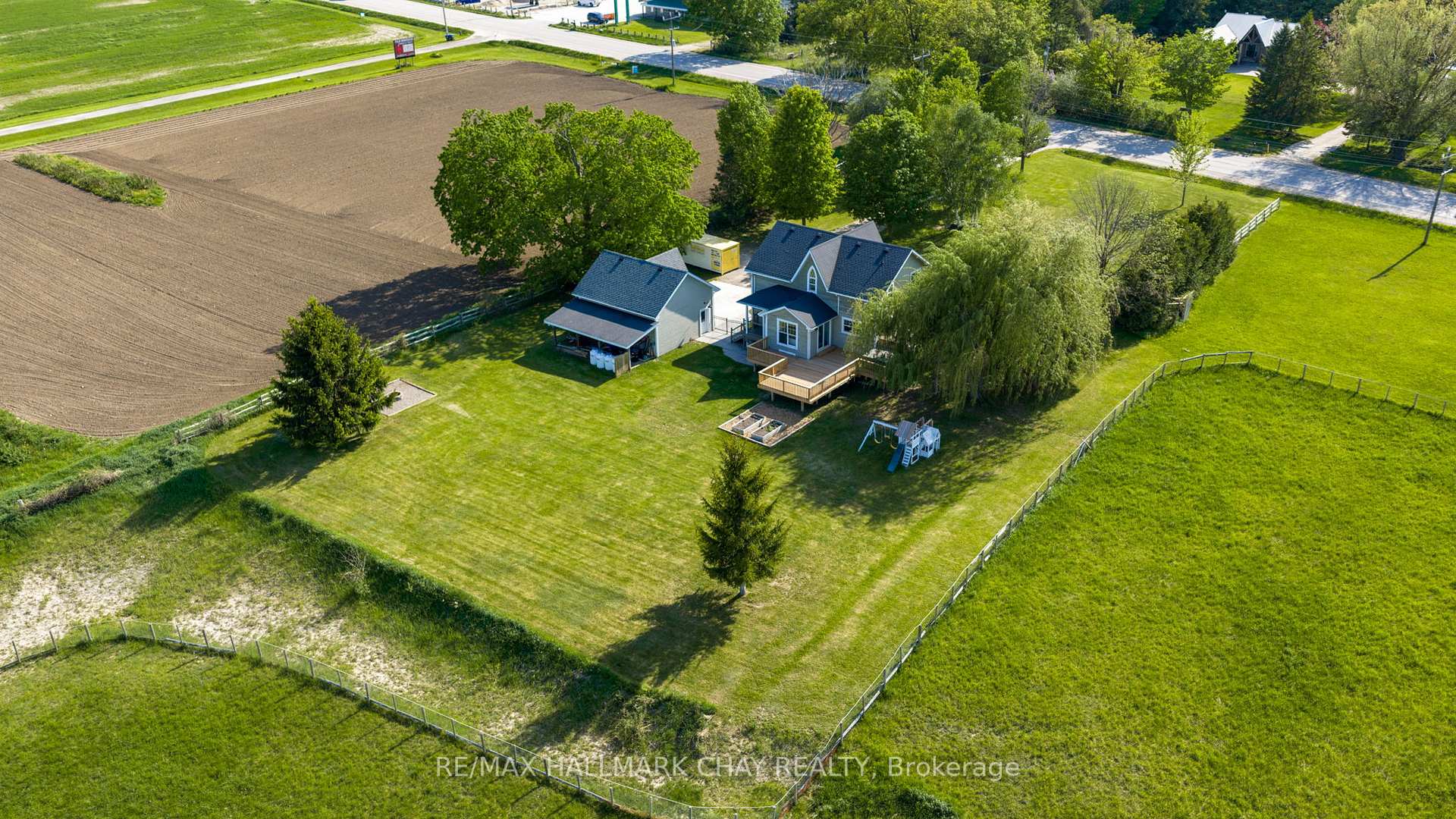 Photo 47 of 1595 County 42 Road, Clearview, Rural Clearview — HOMEH