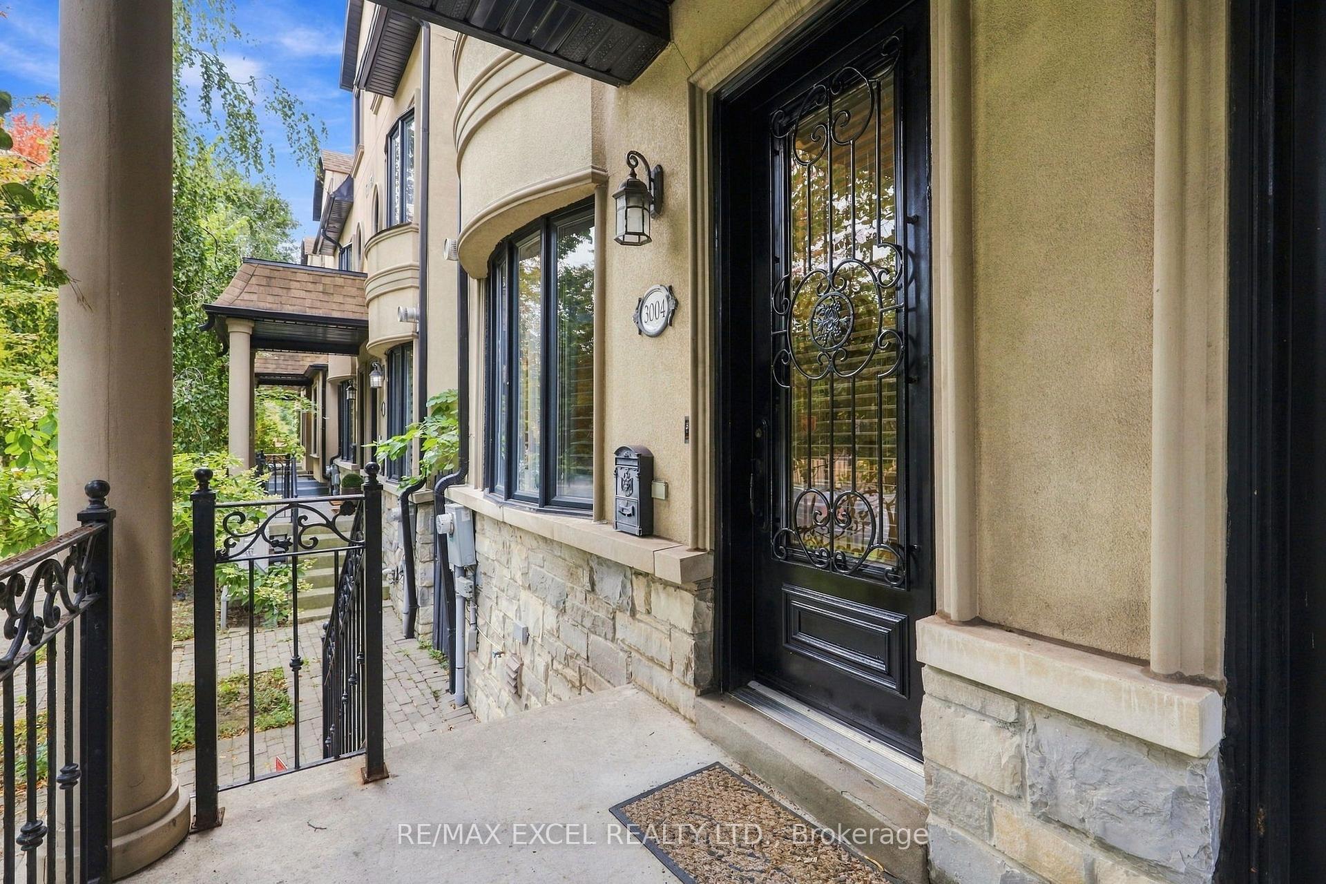 Photo 2 of 3004 Bayview Avenue, North York, Willowdale East — HOMEH