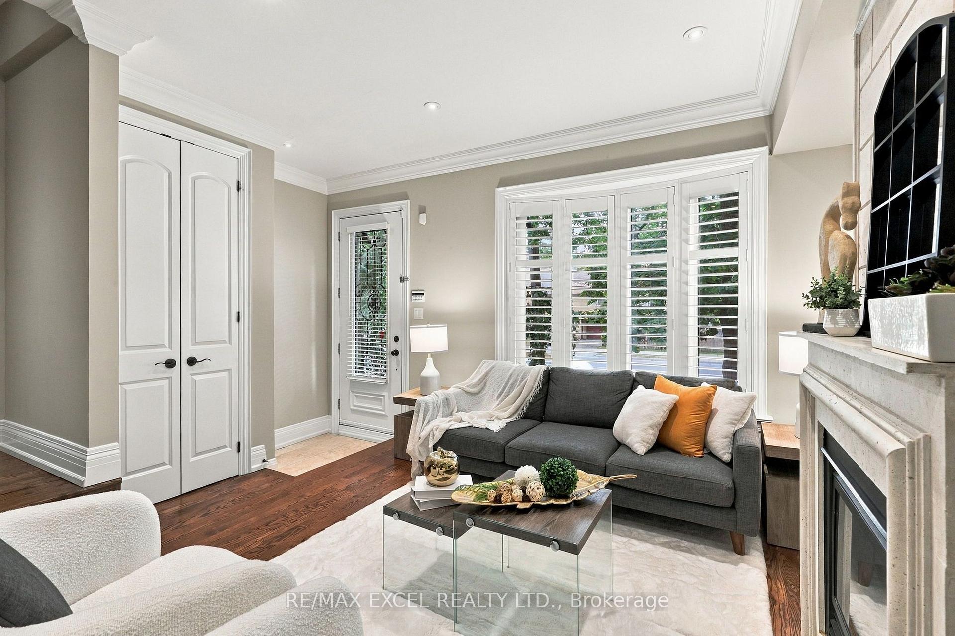 Photo 4 of 3004 Bayview Avenue, North York, Willowdale East — HOMEH