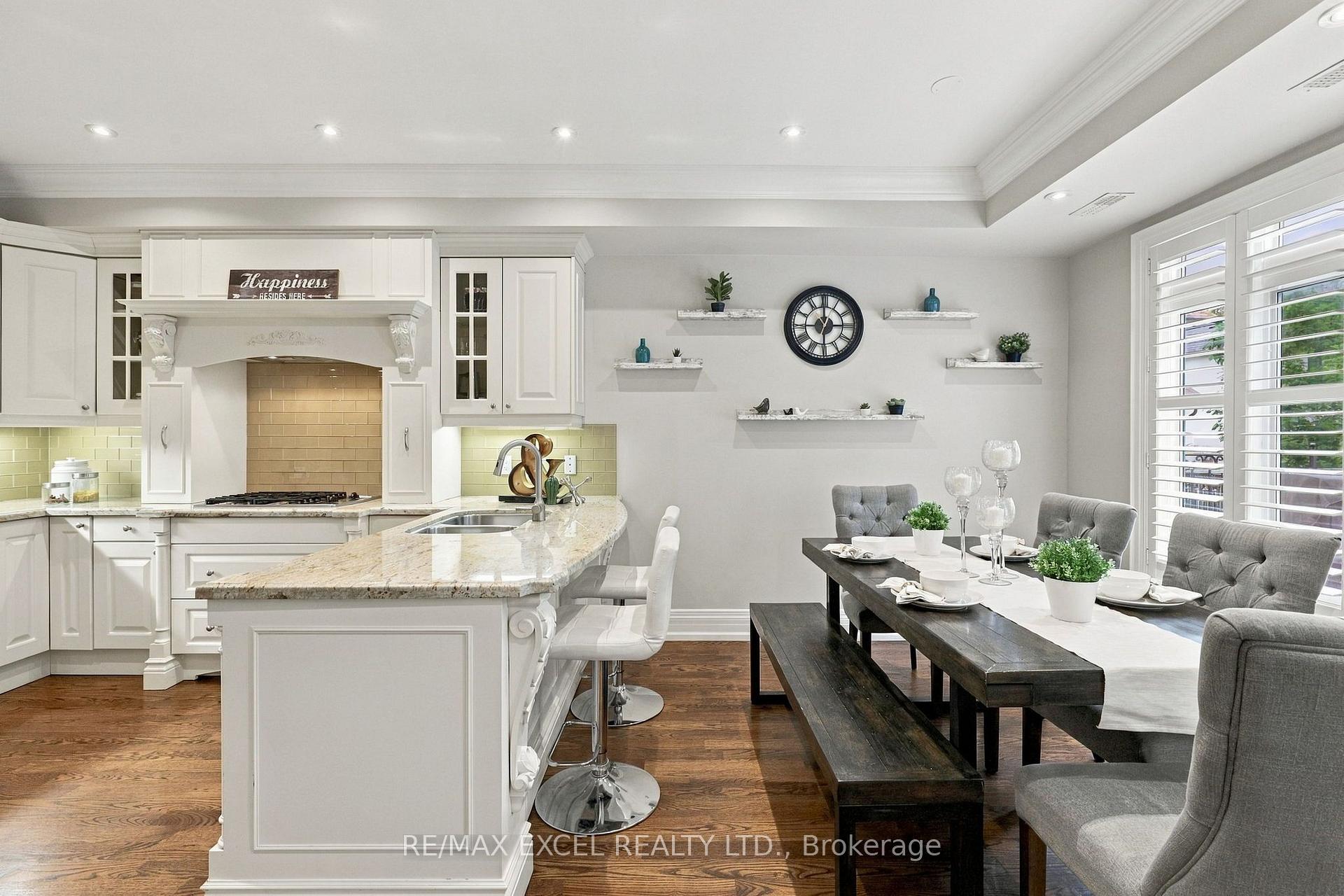 Photo 10 of 3004 Bayview Avenue, North York, Willowdale East — HOMEH