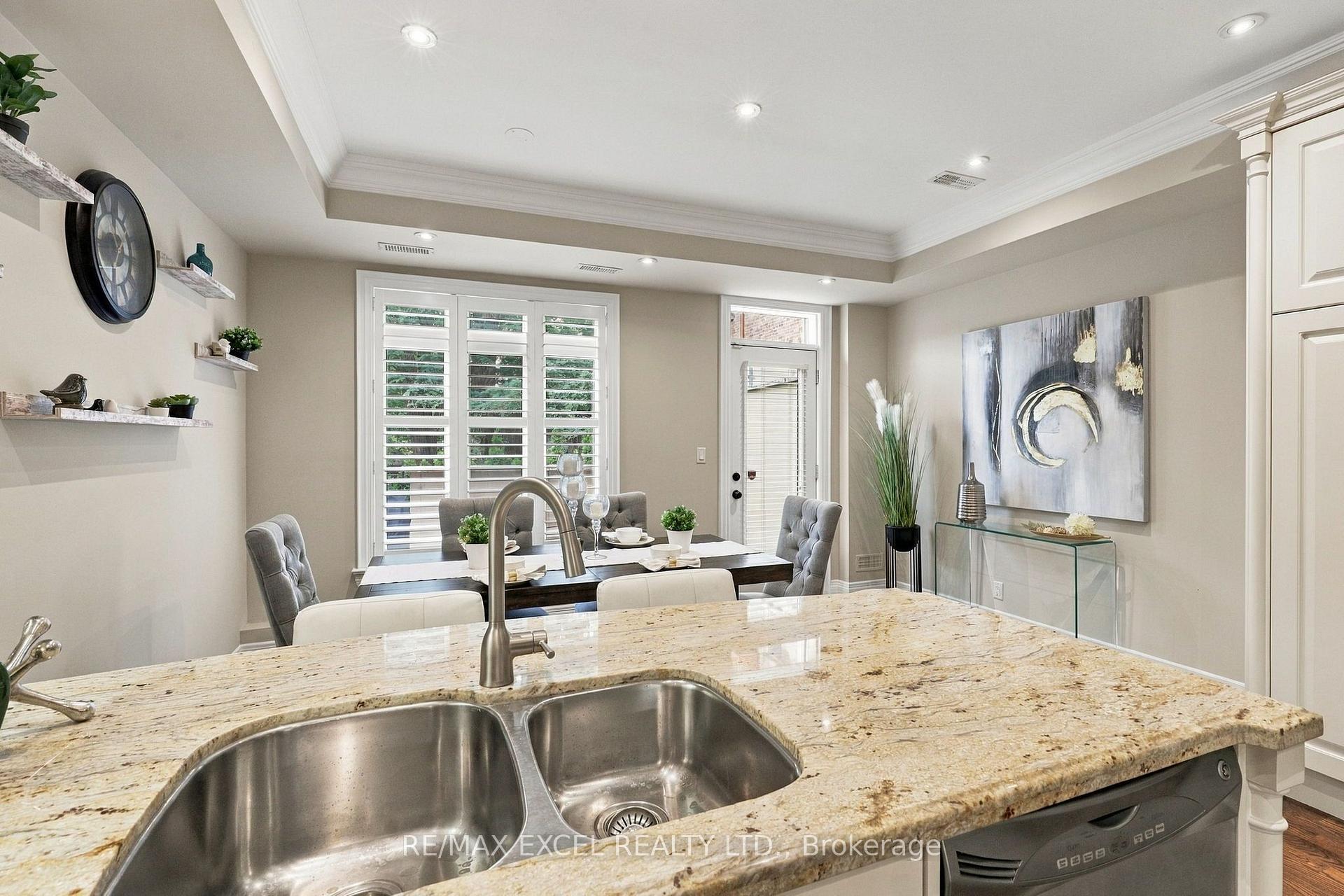 Photo 13 of 3004 Bayview Avenue, North York, Willowdale East — HOMEH