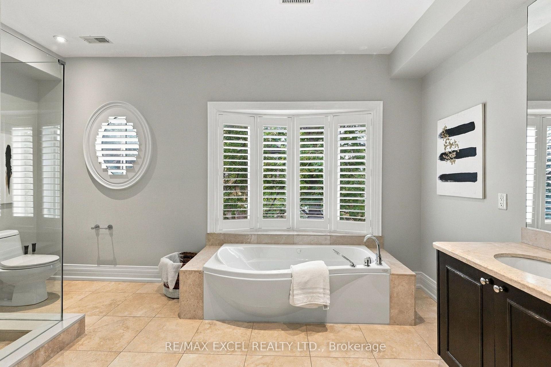 Photo 21 of 3004 Bayview Avenue, North York, Willowdale East — HOMEH