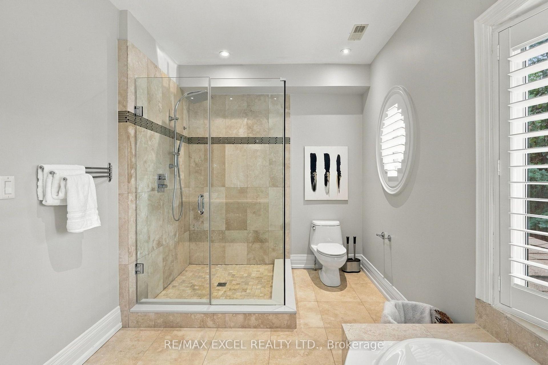 Photo 22 of 3004 Bayview Avenue, North York, Willowdale East — HOMEH