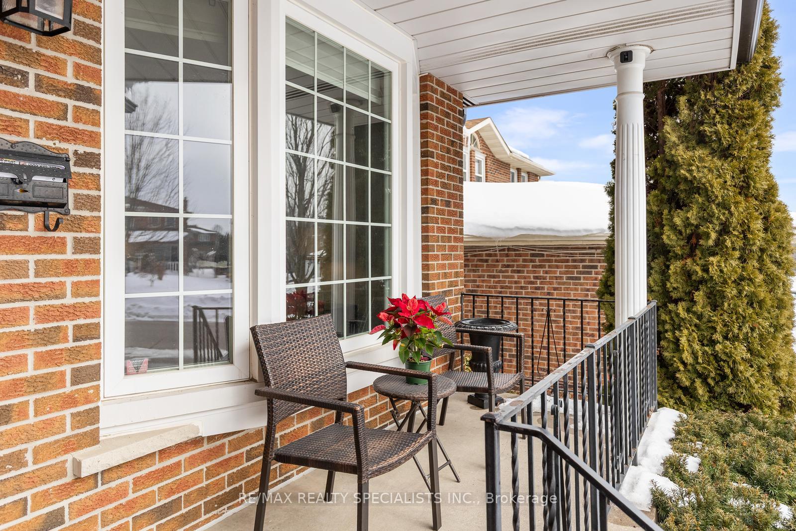 Photo 3 of 100 Princeton Terrace, Brampton, Northgate — HOMEH