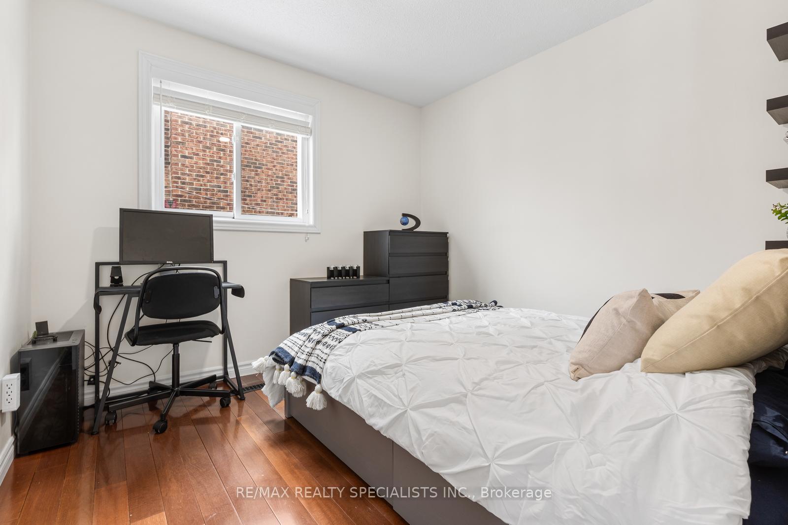 Photo 26 of 100 Princeton Terrace, Brampton, Northgate — HOMEH