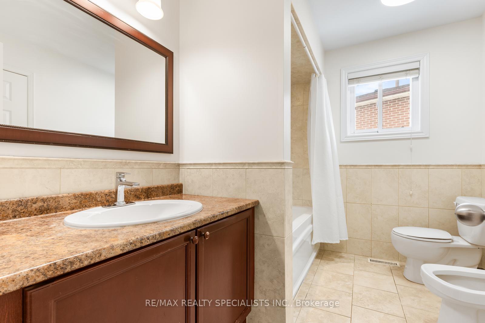 Photo 34 of 100 Princeton Terrace, Brampton, Northgate — HOMEH