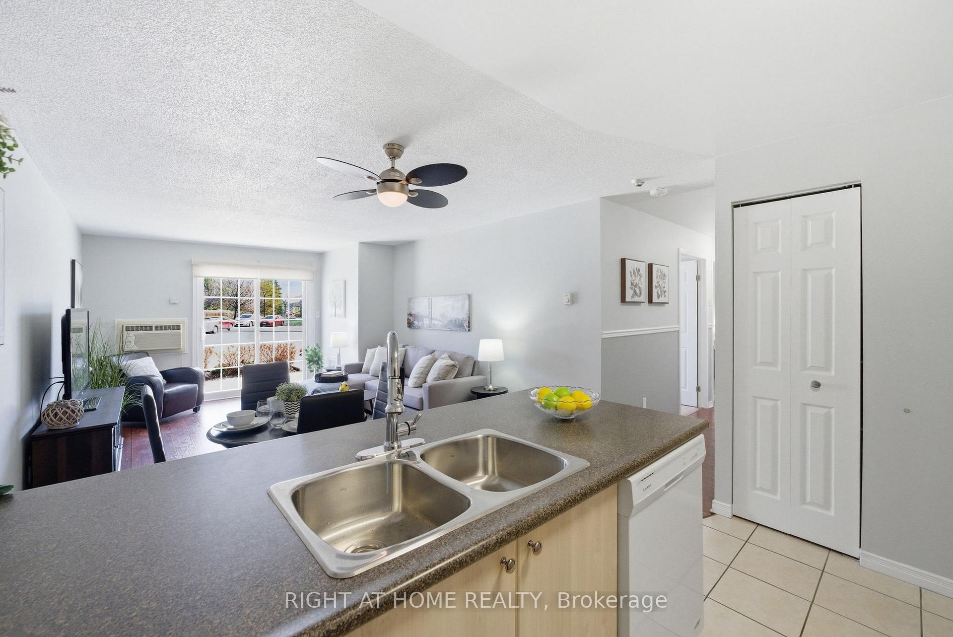 Photo 11 of Unit 102, 91 Aspen Springs Drive, Clarington, Bowmanville — HOMEH