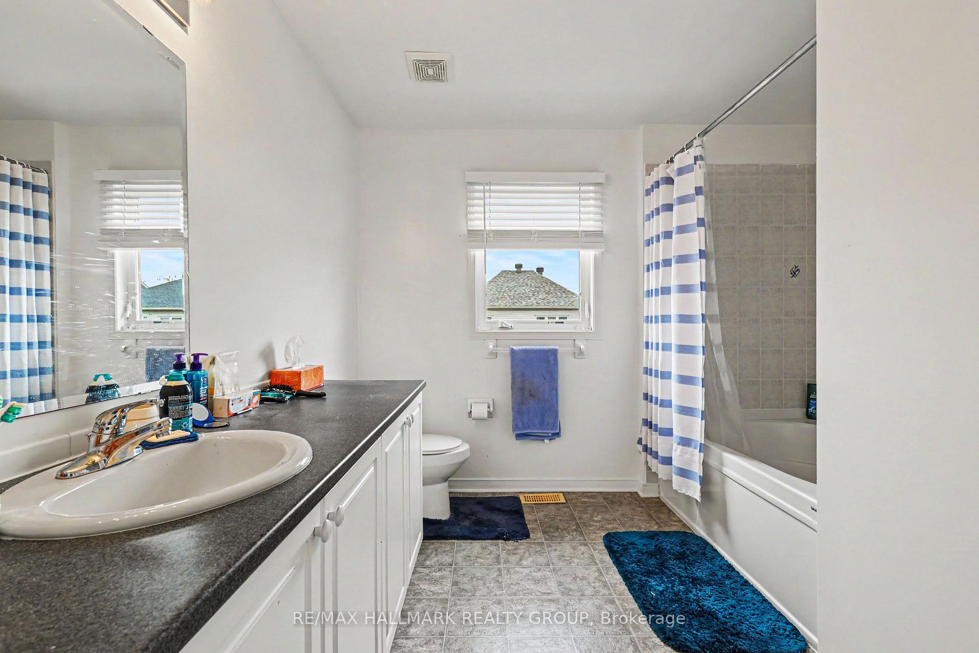 Photo 14 of 118 Hollowbrook Drive, Ottawa, Barrhaven - Strandherd — HOMEH
