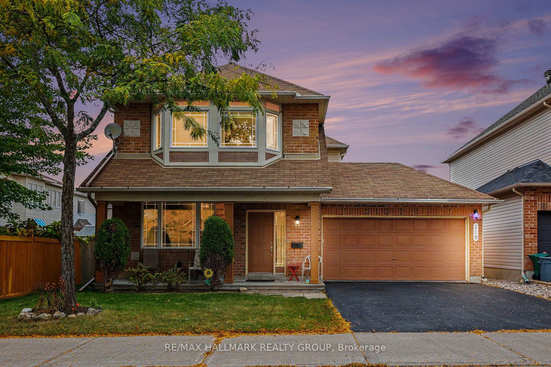 Photo 24 of 118 Hollowbrook Drive, Ottawa, Barrhaven - Strandherd — HOMEH
