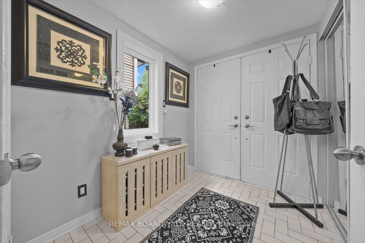 Photo 3 of 24 Hackett Street, Ottawa, Hunt Club Woods — HOMEH