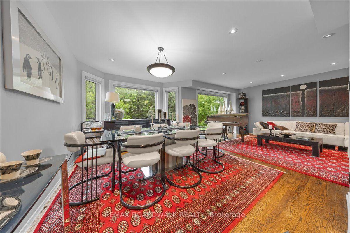 Photo 12 of 24 Hackett Street, Ottawa, Hunt Club Woods — HOMEH