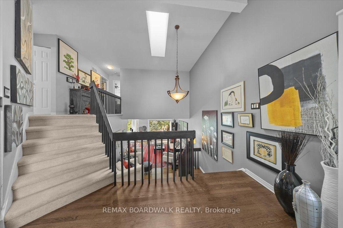 Photo 21 of 24 Hackett Street, Ottawa, Hunt Club Woods — HOMEH