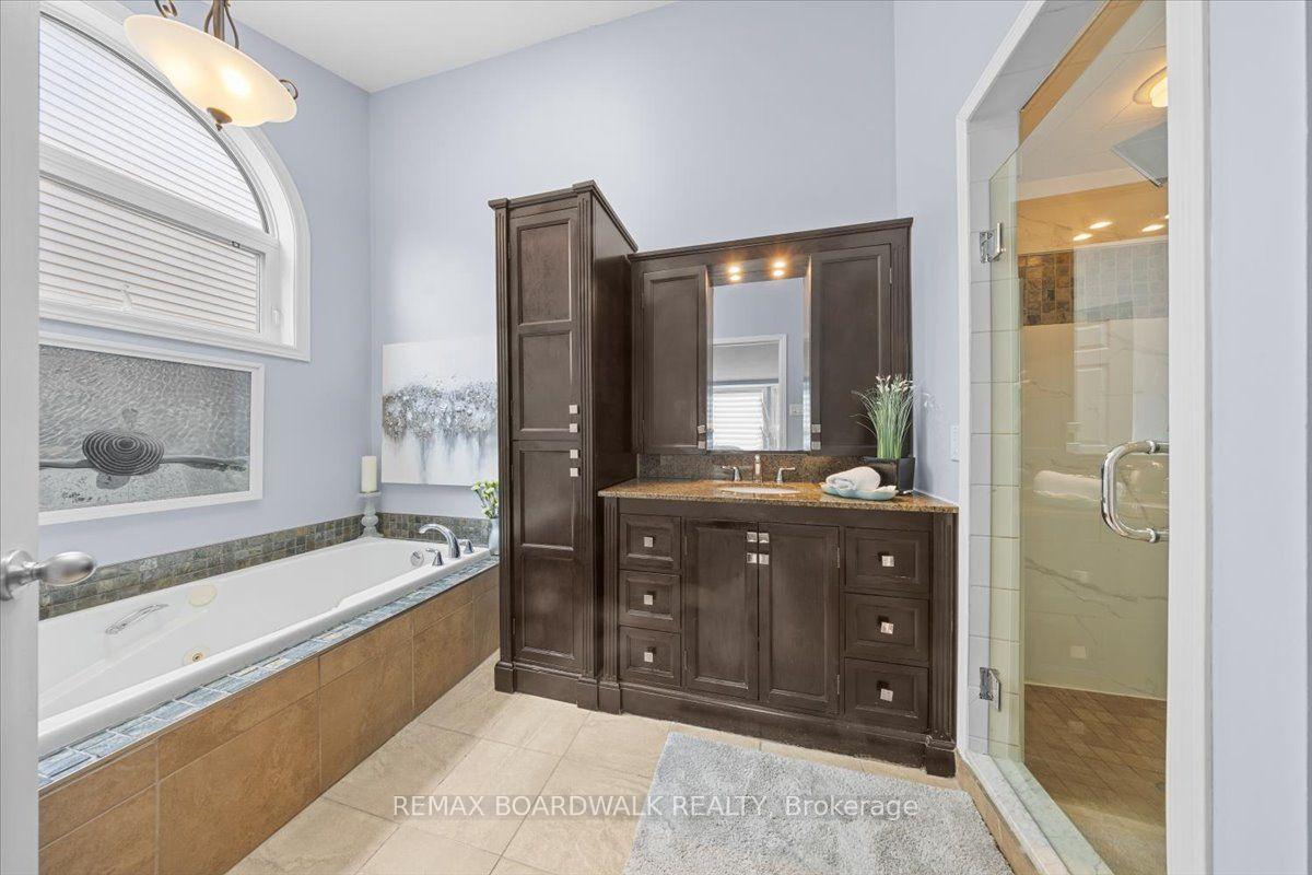 Photo 26 of 24 Hackett Street, Ottawa, Hunt Club Woods — HOMEH