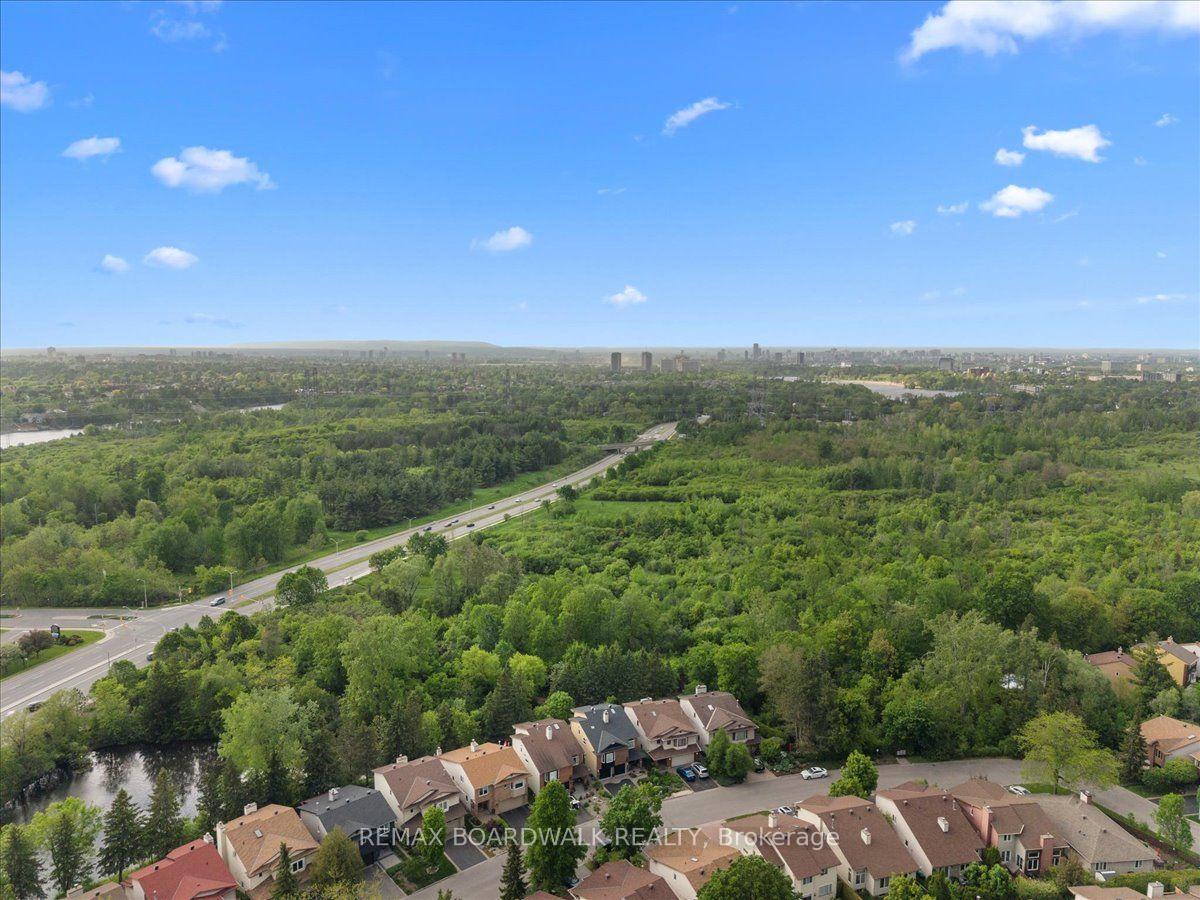 Photo 43 of 24 Hackett Street, Ottawa, Hunt Club Woods — HOMEH