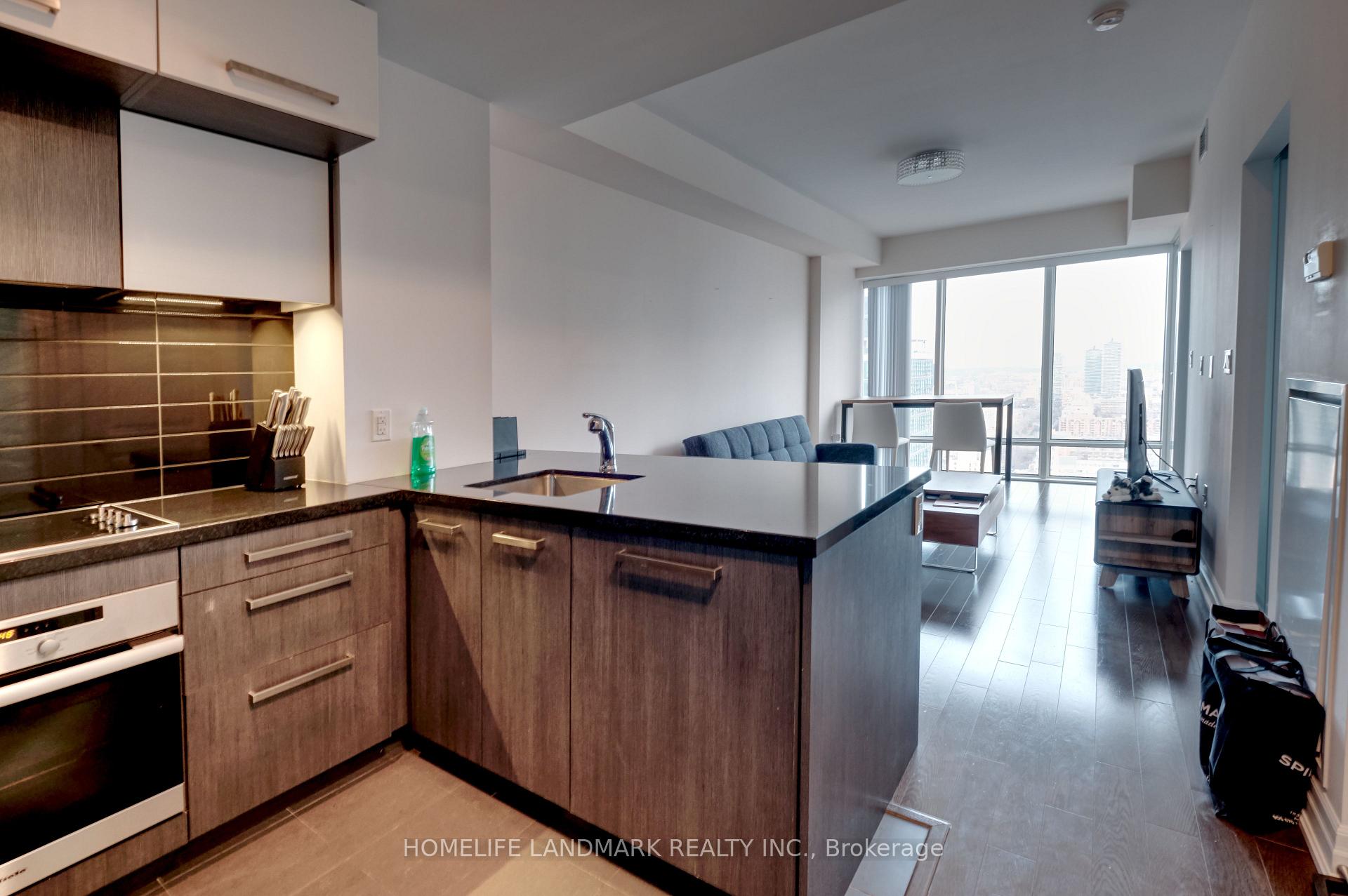 Photo 4 of Unit 2910, 8 The Esplanade, Toronto, Waterfront Communities — HOMEH