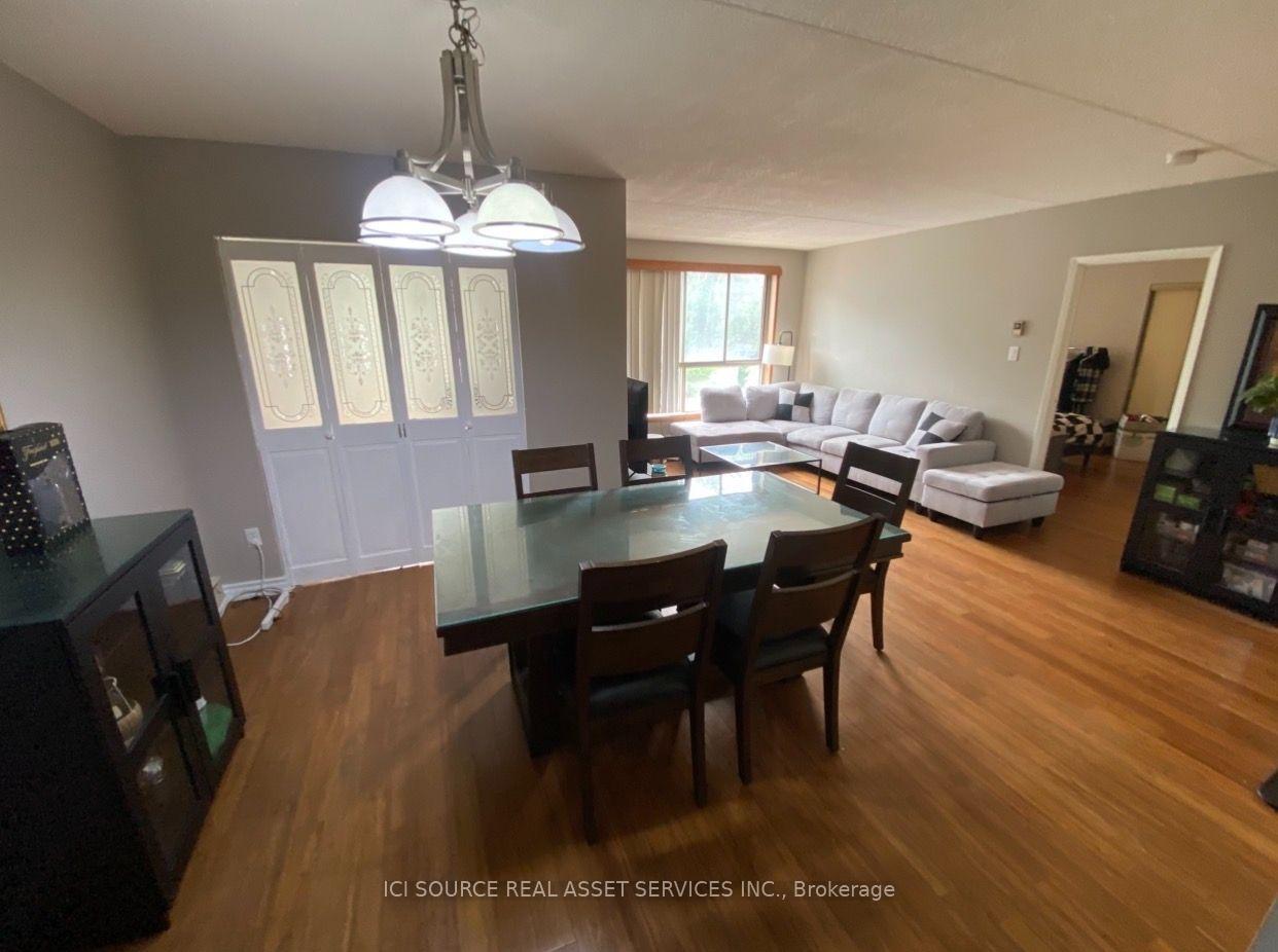 Photo 8 of Unit 204, 249 Major Mackenzie Drive E, Richmond Hill, Harding — HOMEH