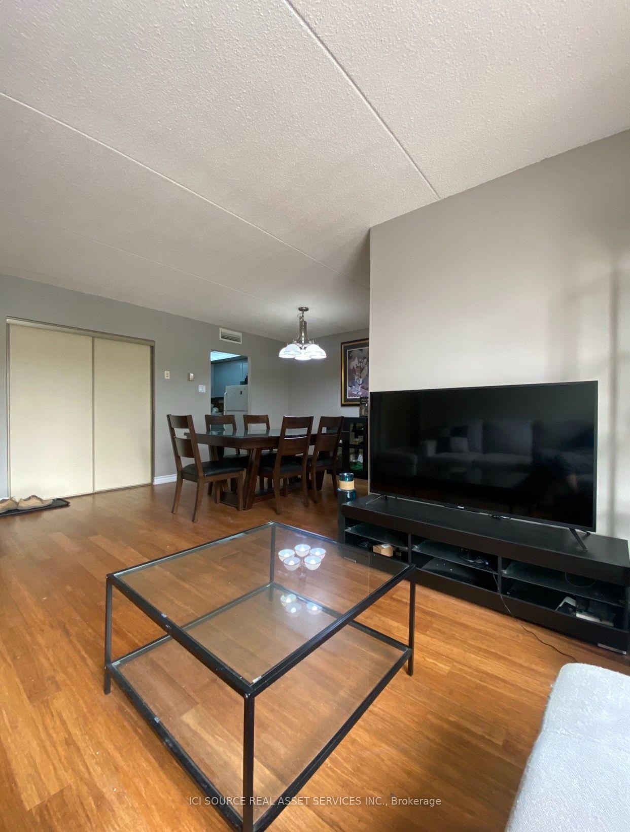 Photo 10 of Unit 204, 249 Major Mackenzie Drive E, Richmond Hill, Harding — HOMEH