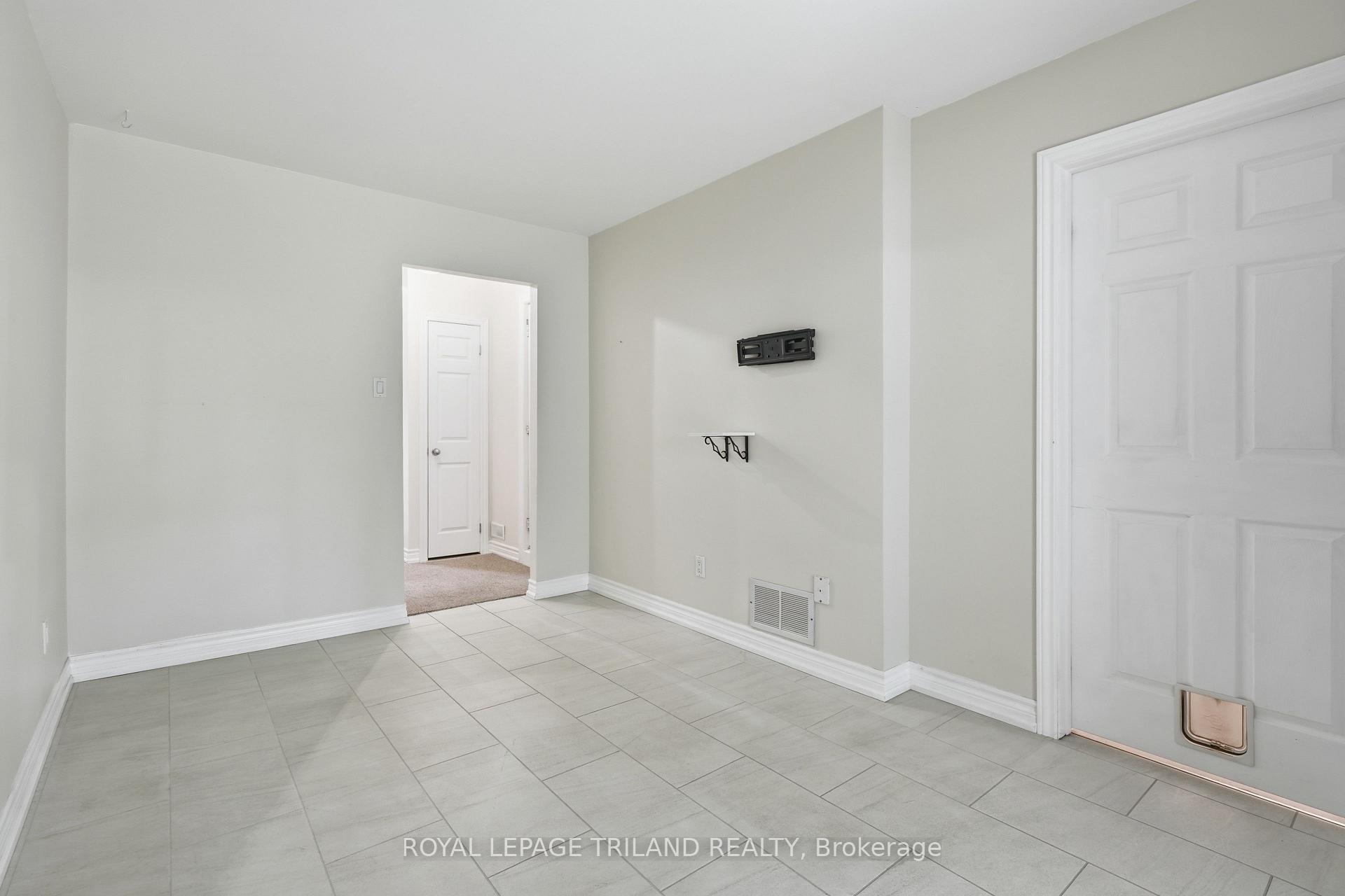 Photo 13 of Unit 84, 900 Pond View Road, London, South T — HOMEH
