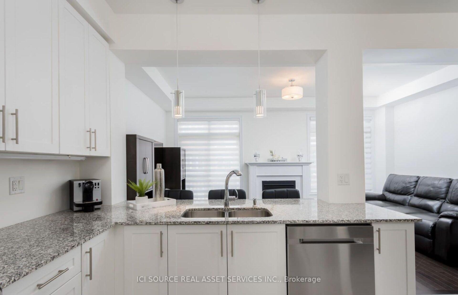 Photo 4 of 137 Allegranza Avenue, Vaughan, Vellore Village — HOMEH