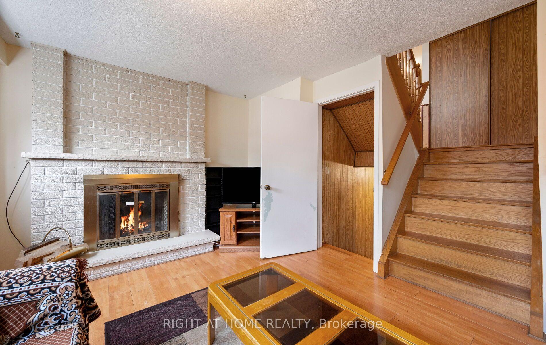 Photo 33 of 875 Messenger Meadow Drive, Mississauga, Creditview — HOMEH