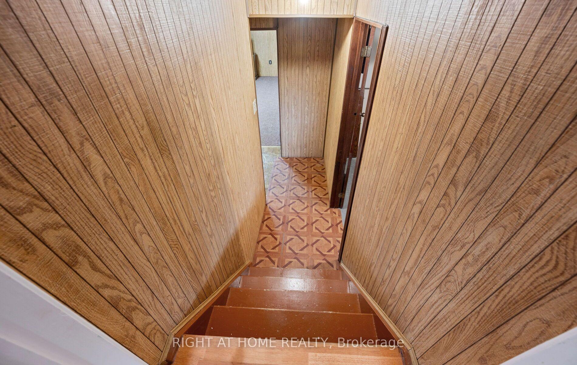 Photo 34 of 875 Messenger Meadow Drive, Mississauga, Creditview — HOMEH