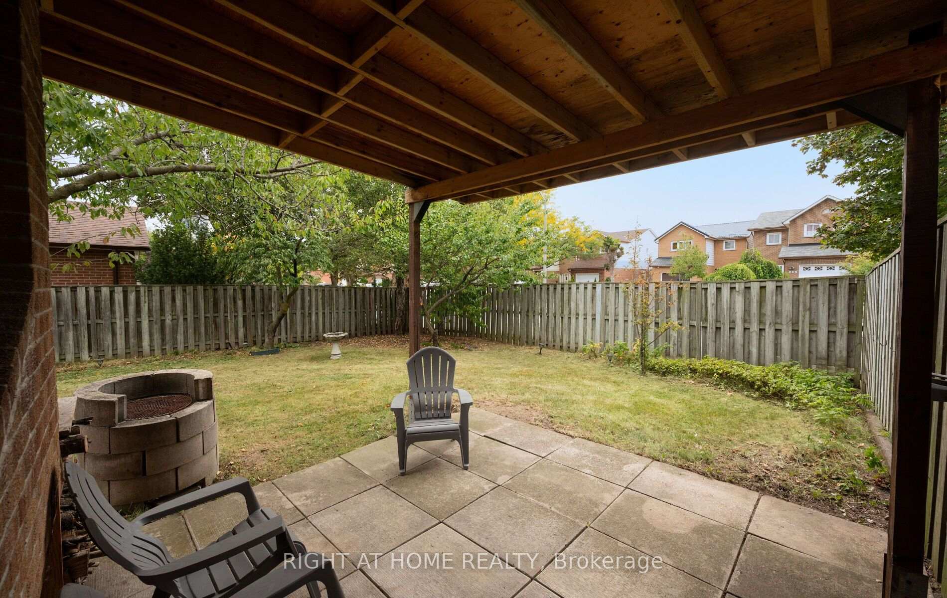 Photo 42 of 875 Messenger Meadow Drive, Mississauga, Creditview — HOMEH