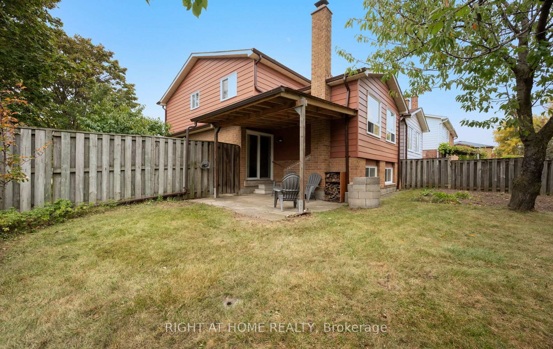 Photo 44 of 875 Messenger Meadow Drive, Mississauga, Creditview — HOMEH
