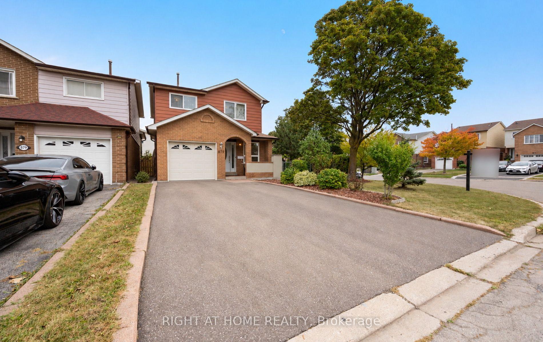 Photo 48 of 875 Messenger Meadow Drive, Mississauga, Creditview — HOMEH