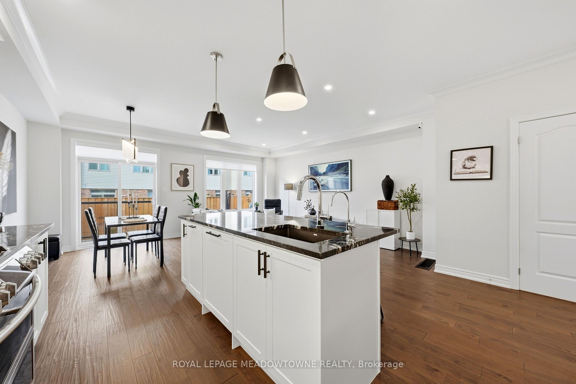 Photo 16 of 113 Taylor Avenue, Guelph/Eramosa, Rockwood — HOMEH