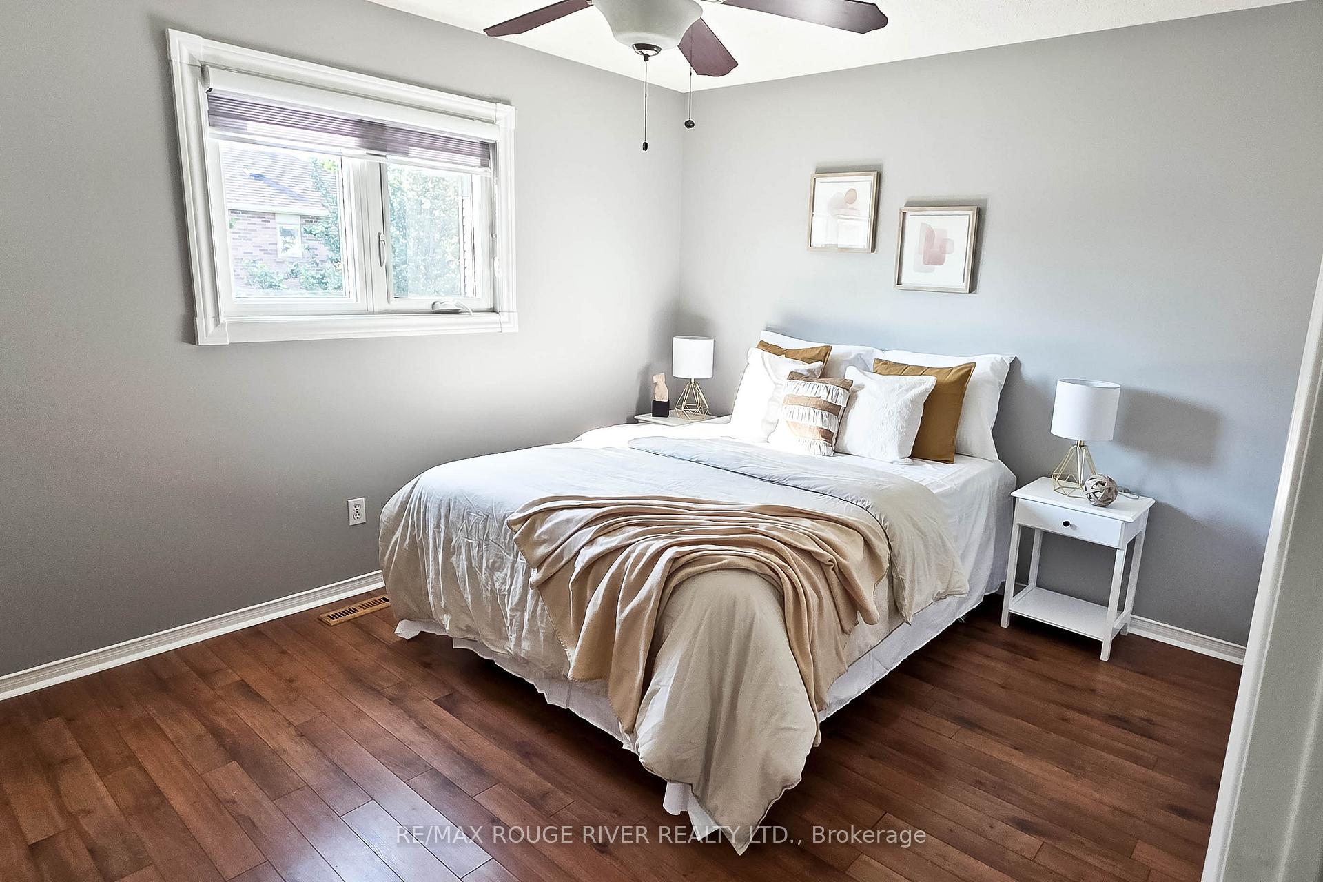 Photo 15 of 6 Knotty Pine Drive, Whitby, Williamsburg — HOMEH