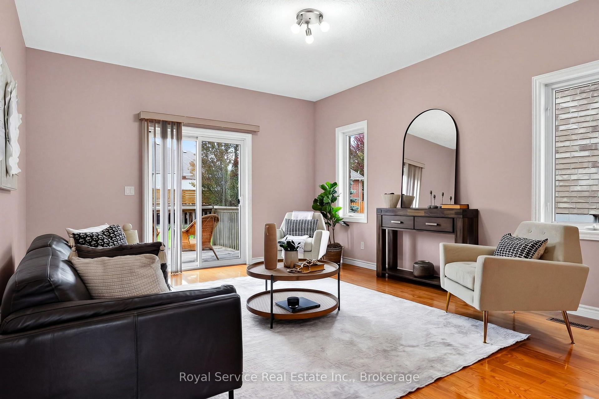 Photo 6 of 38 Finch Drive, Belleville, Belleville Ward — HOMEH